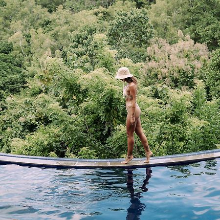 Bagus Ink Surf Camp Hostel Uluwatu Buitenkant foto