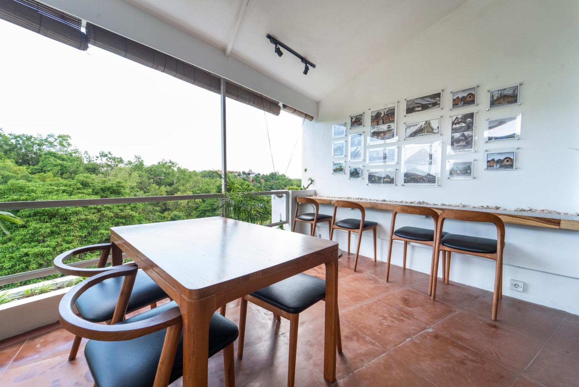 Bagus Ink Surf Camp Hostel Uluwatu Buitenkant foto